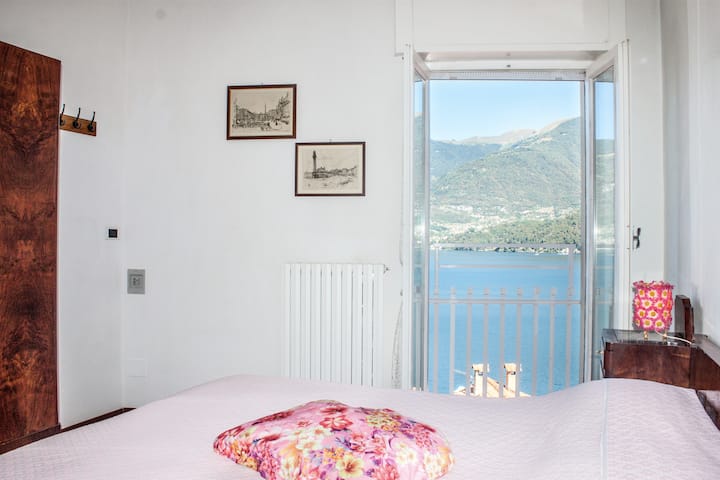 Დიდი დობელის ოთახი ტბასთან!