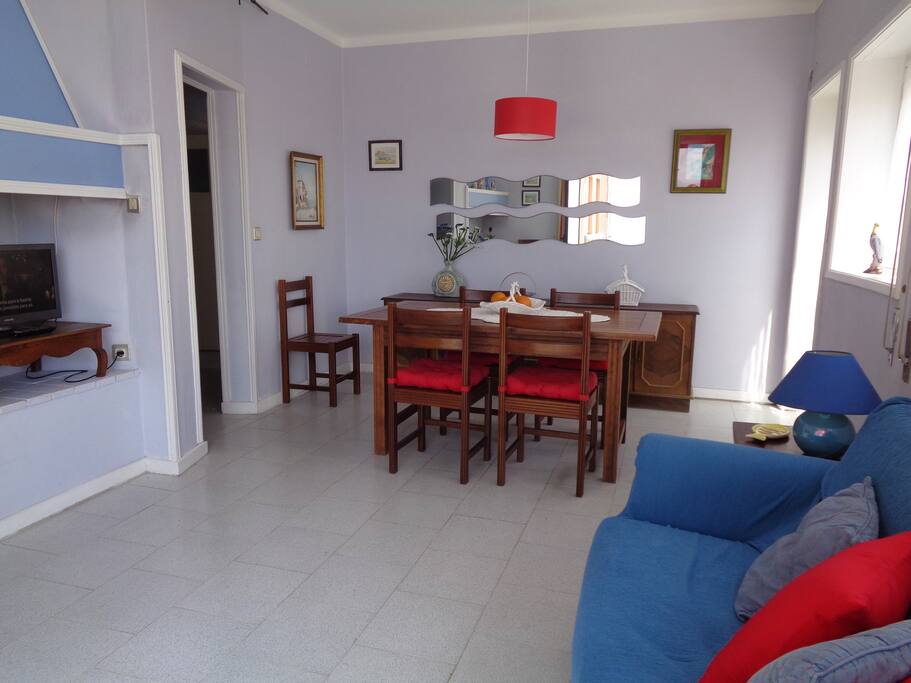 Sala (2)