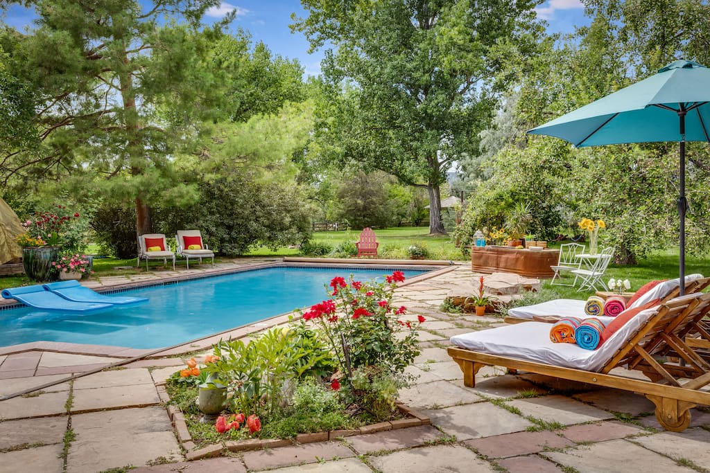 Pool and lounge chairs