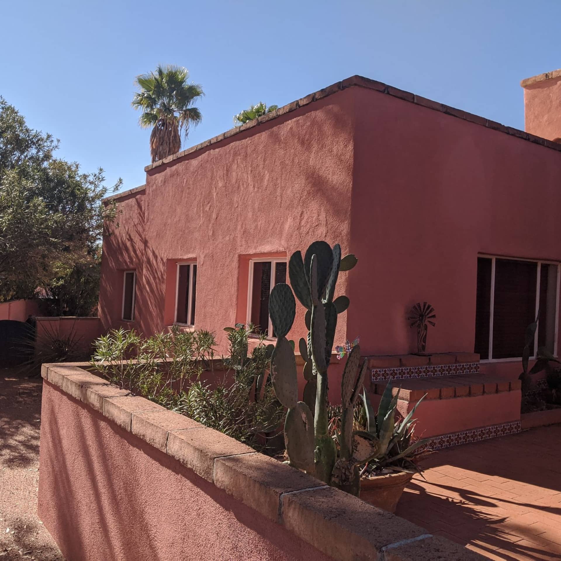 Casa de Jardin (Sonoran Desert View with Pool Oasis)