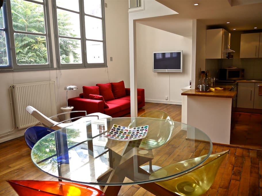 Loft Champs Elysees 75008 5pers Apartments for Rent in Paris, Îlede