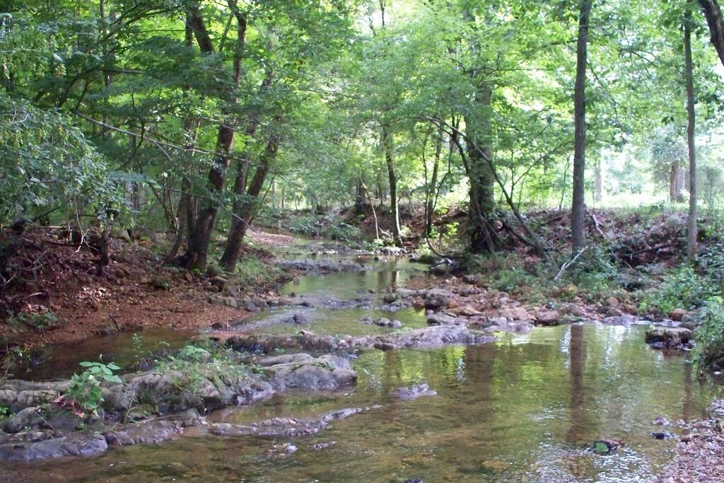 Rustic Cabin Near Doniphan, MO Cabins for Rent in Doniphan, Missouri