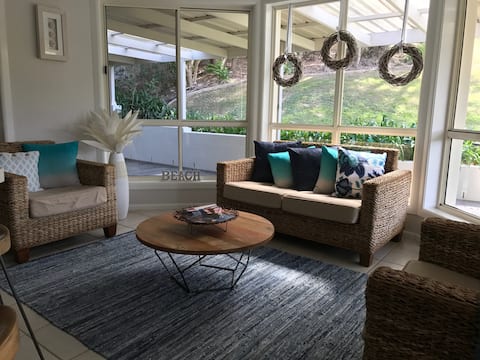 Successful Airbnb property: Diggers Beach Holiday Home in Coffs Harbour City Council