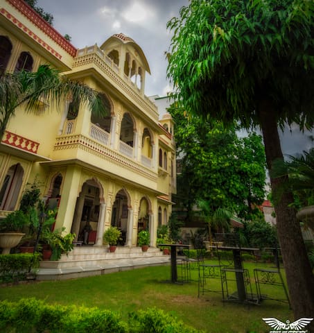 Krishna Palace, A Heritage Home