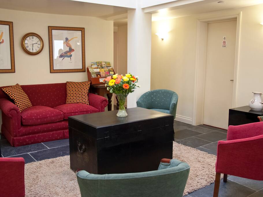 Communal Lounge Area