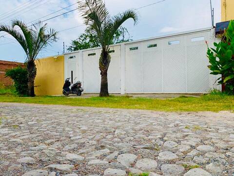 OBSIDIAN HOUSE in Tierra del Sr de La Misericordia
