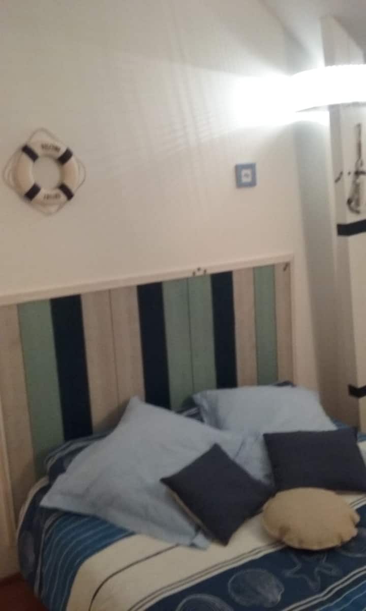 غرفة النوم رقم2 طابق