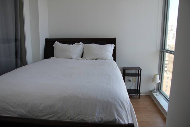 Unbeatable Downtown Location gallery image 5