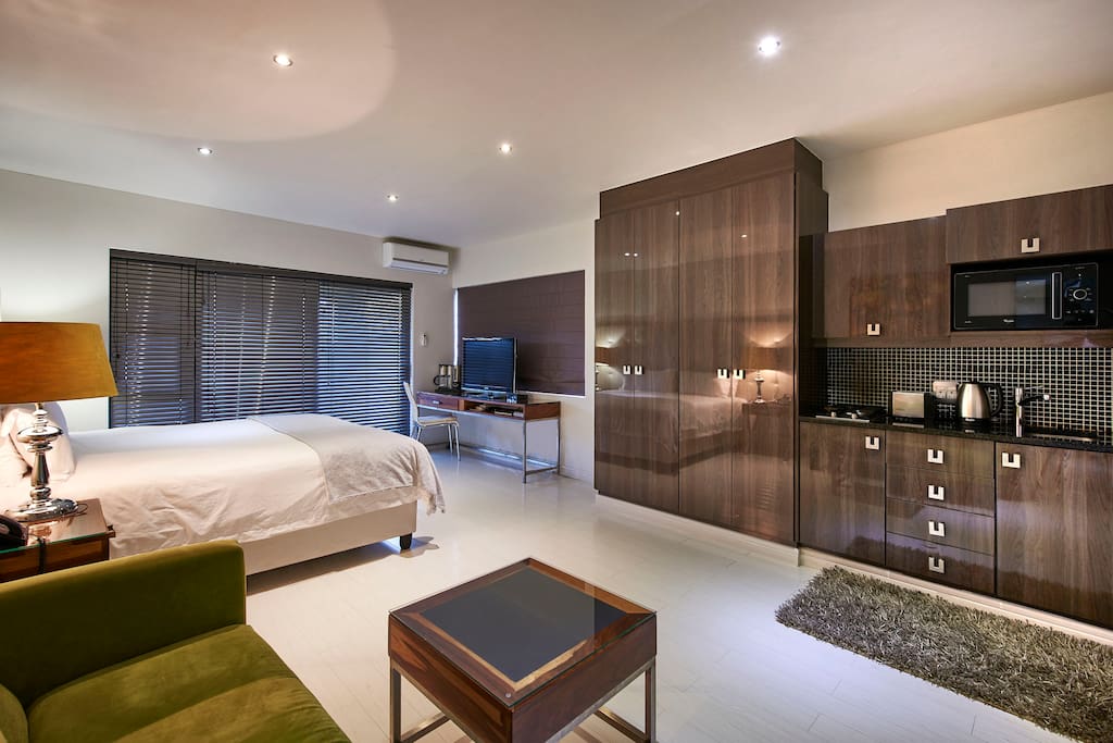 Executive Room
