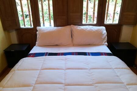 2 Rooms, Quiet Terrace view mountains