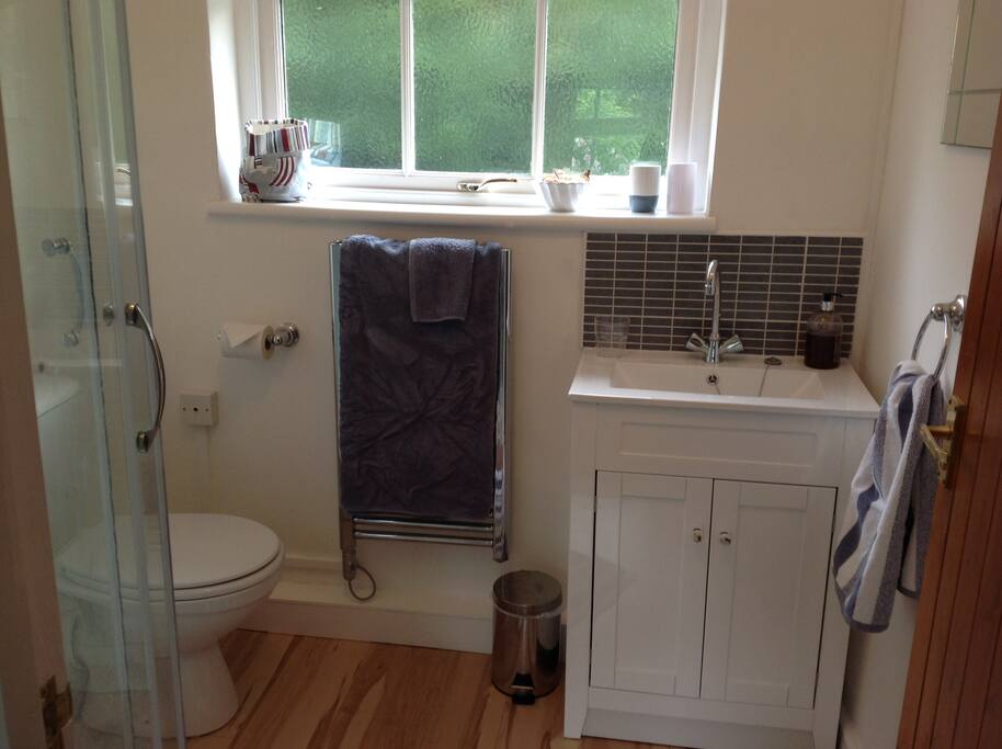 Annex bathroom