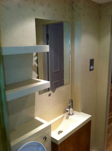 Beautiful Appartment in Chelsea gallery image 3