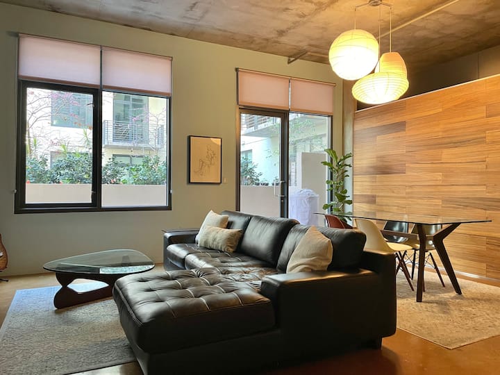 Lux Modern Minimalist Loft In Downtown San Diego - San Diego, CA