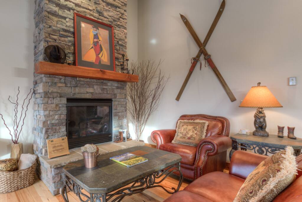 Main living space- Gas fireplace- open floor plan