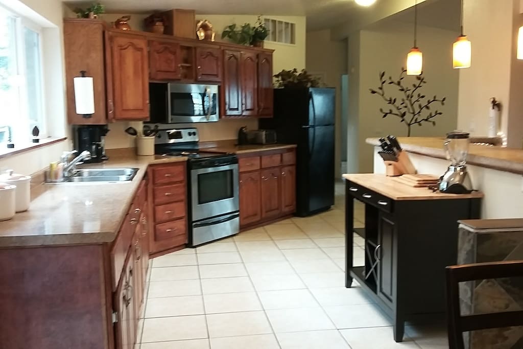 Spacious kitchen with lots of tools