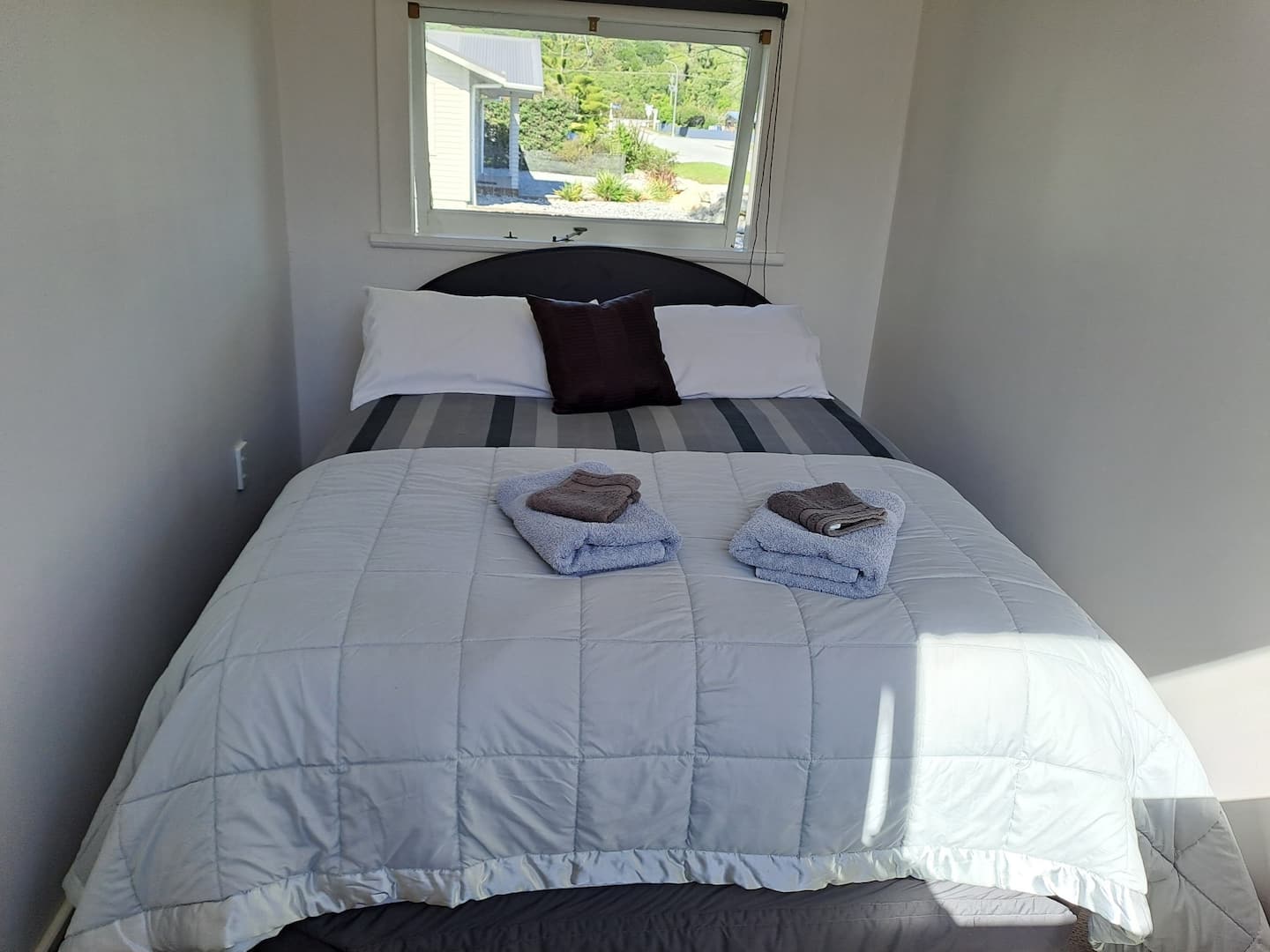 Cindy's Seaside Cottage Hokitika 4