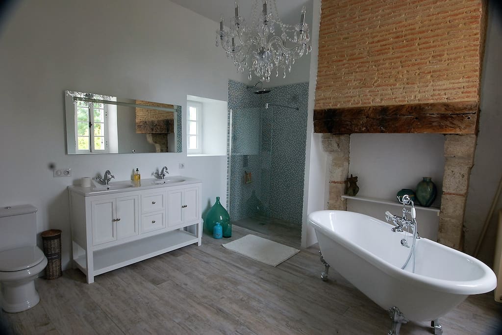 Ensuite for Bedroom 1