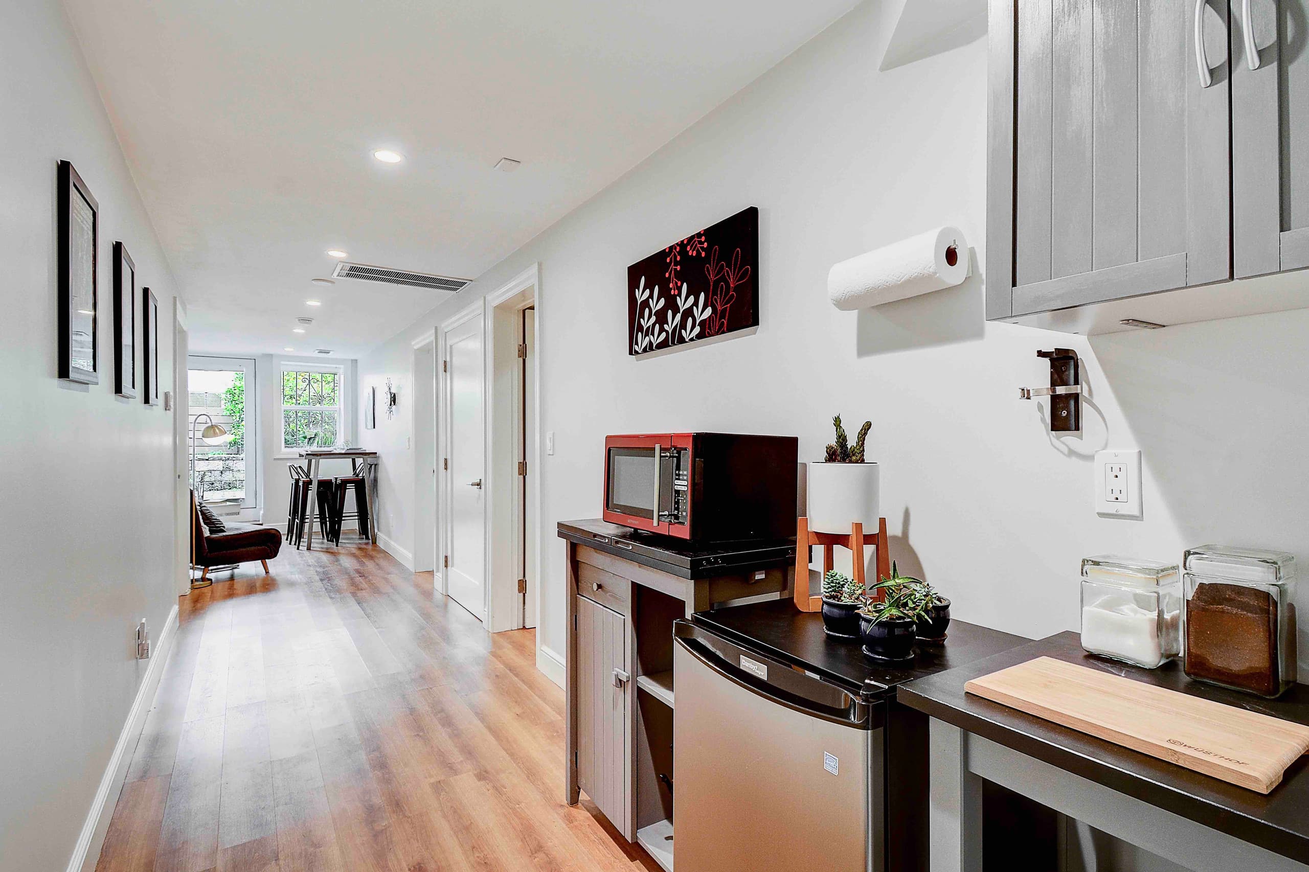 Two Bedroom SF Suite with Private Entrance - Image 4