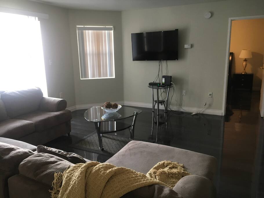 Large Tv, Living room, wifi