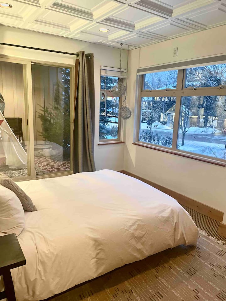 Chambre n °2 : lit queen size