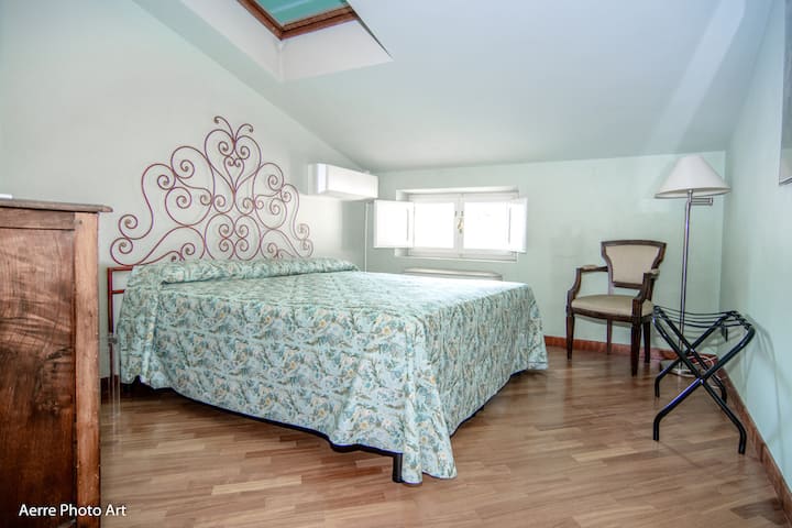 ห้องนอนใหญ่