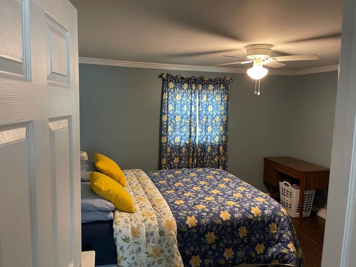 Голяма спалня