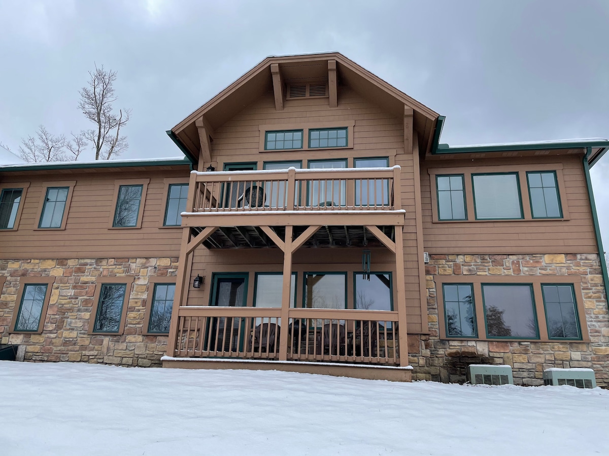 Ski In/Out Condo Peek’n Peak Ski Resort Cabins for Rent in Clymer