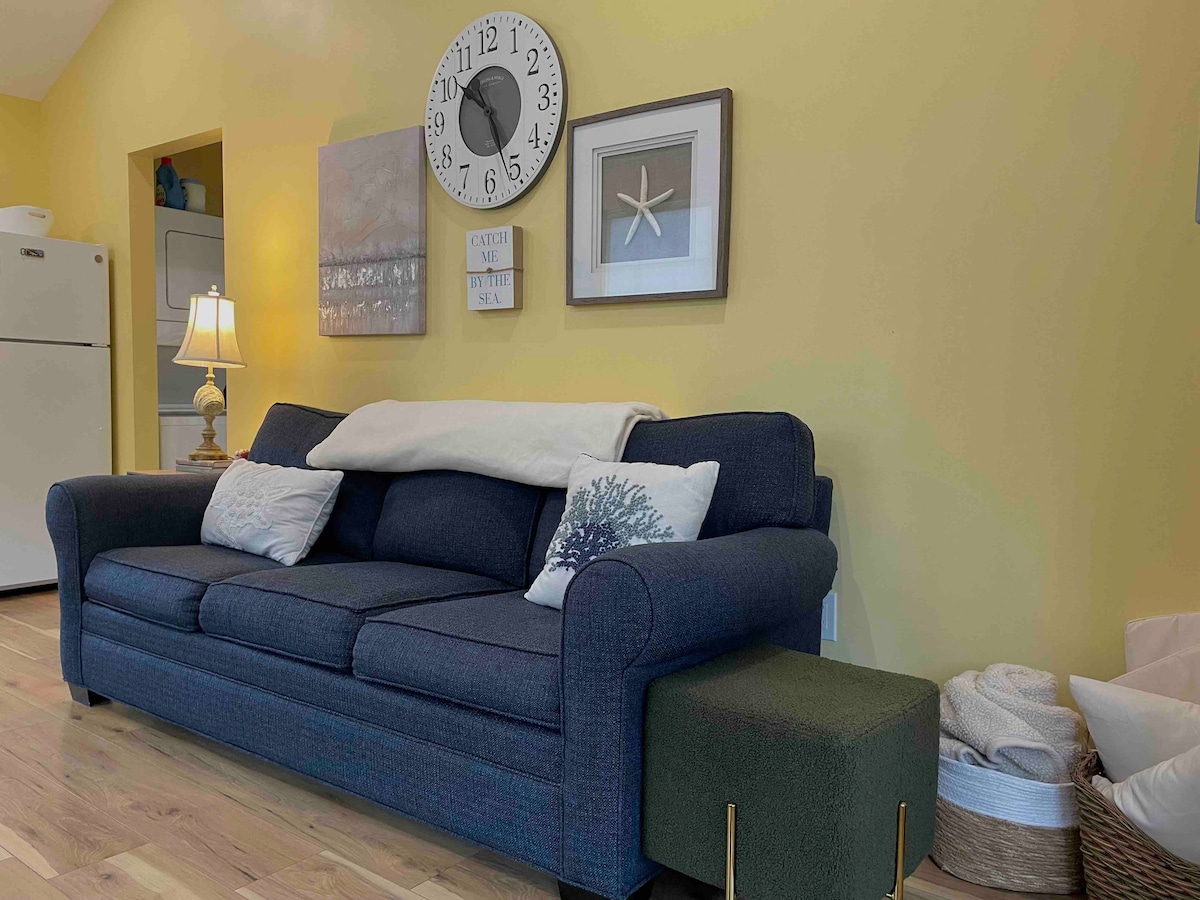 Successful Airbnb property: “La Casita” A Charming Uptown St Augustine Cottage in St. Augustine