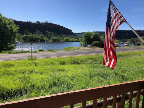 Horsetooth Waterfront Home