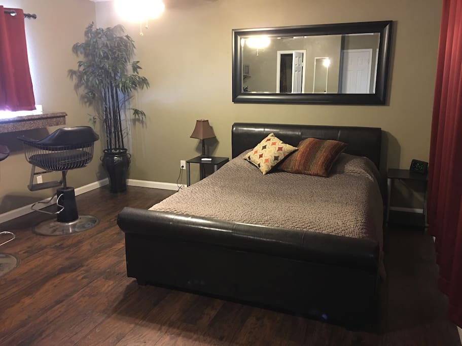Queen bed
