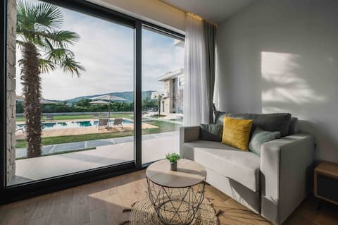 La Mandarine - BIARRITZ apartment with pool view