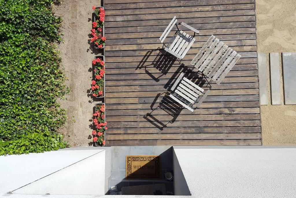 private garden with terrace