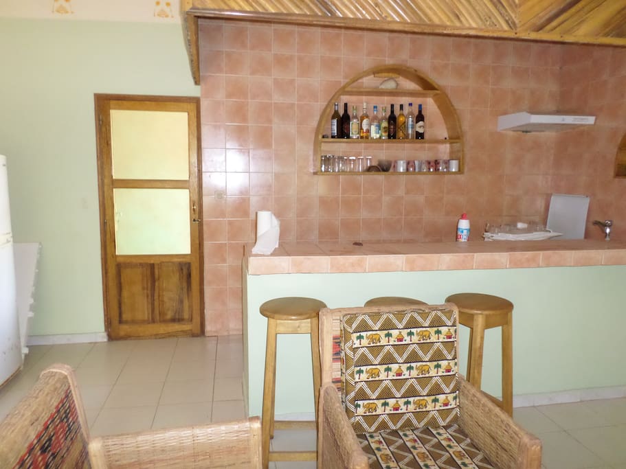 cuisine avec bar méricain