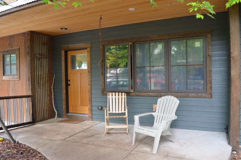 Front of house, view from the street