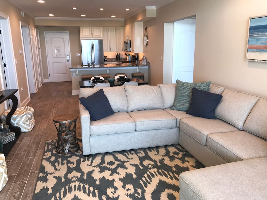 Spacious Great Room