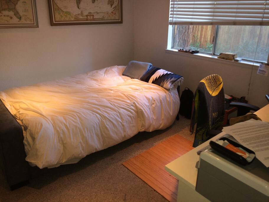 Second bedroom
