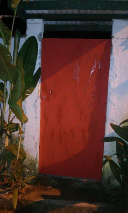 Portão da entrada só bater
