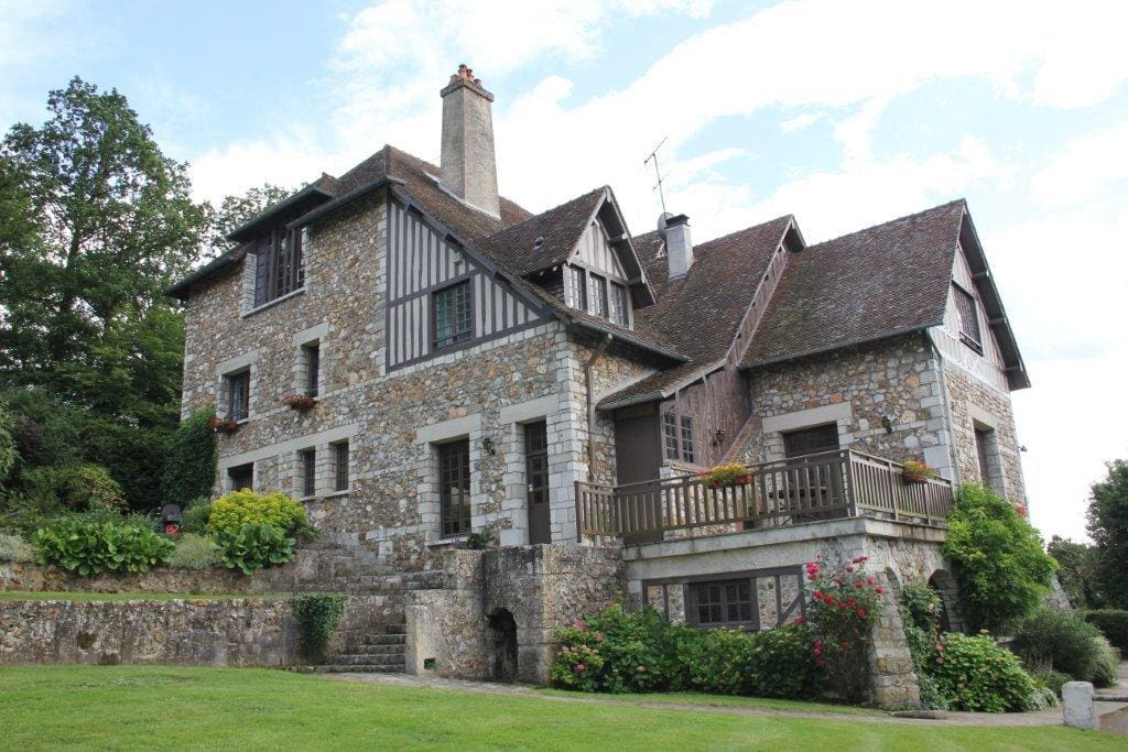 Stunning Manor House In Normandy Villas à louer à ArnièressurIton