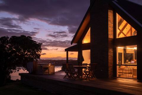 Top House - unrivalled views and privacy