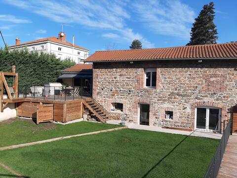 4 bedroom villa, pool, garden, children's games