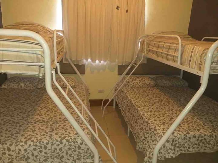 חדר שינה שני