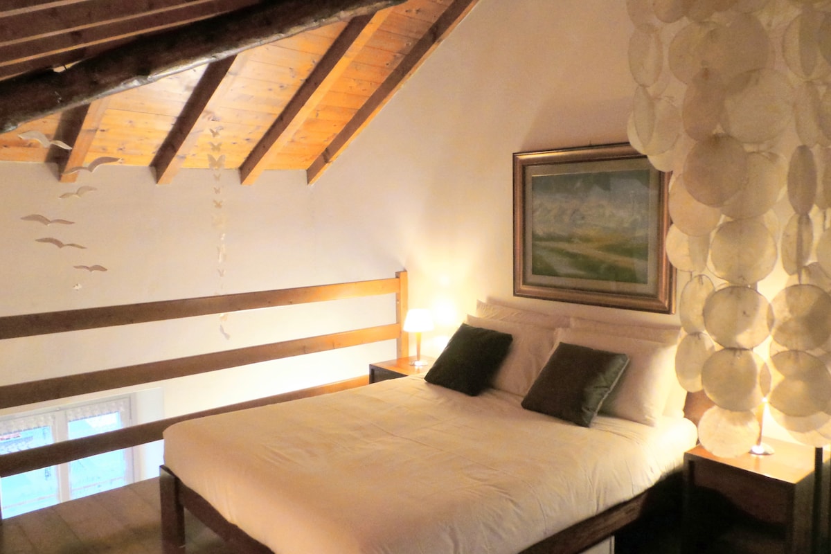 חדר שינה - חדר שינה זוגי
villavistalago.it לפרטים נוספים