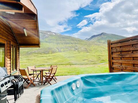Mountain Cabin w/hot tub