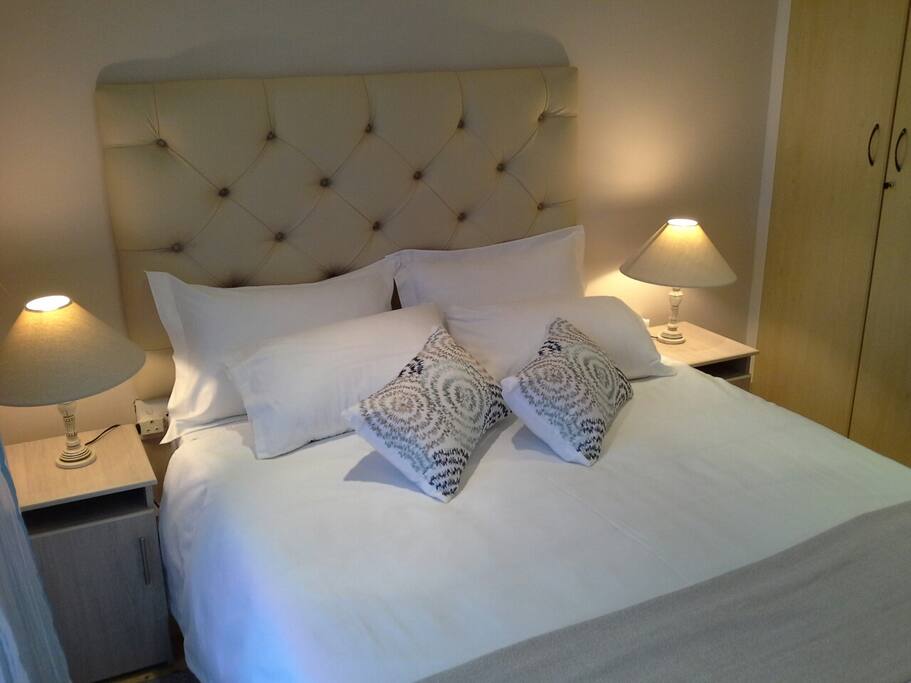Room 4 - Main bedroom