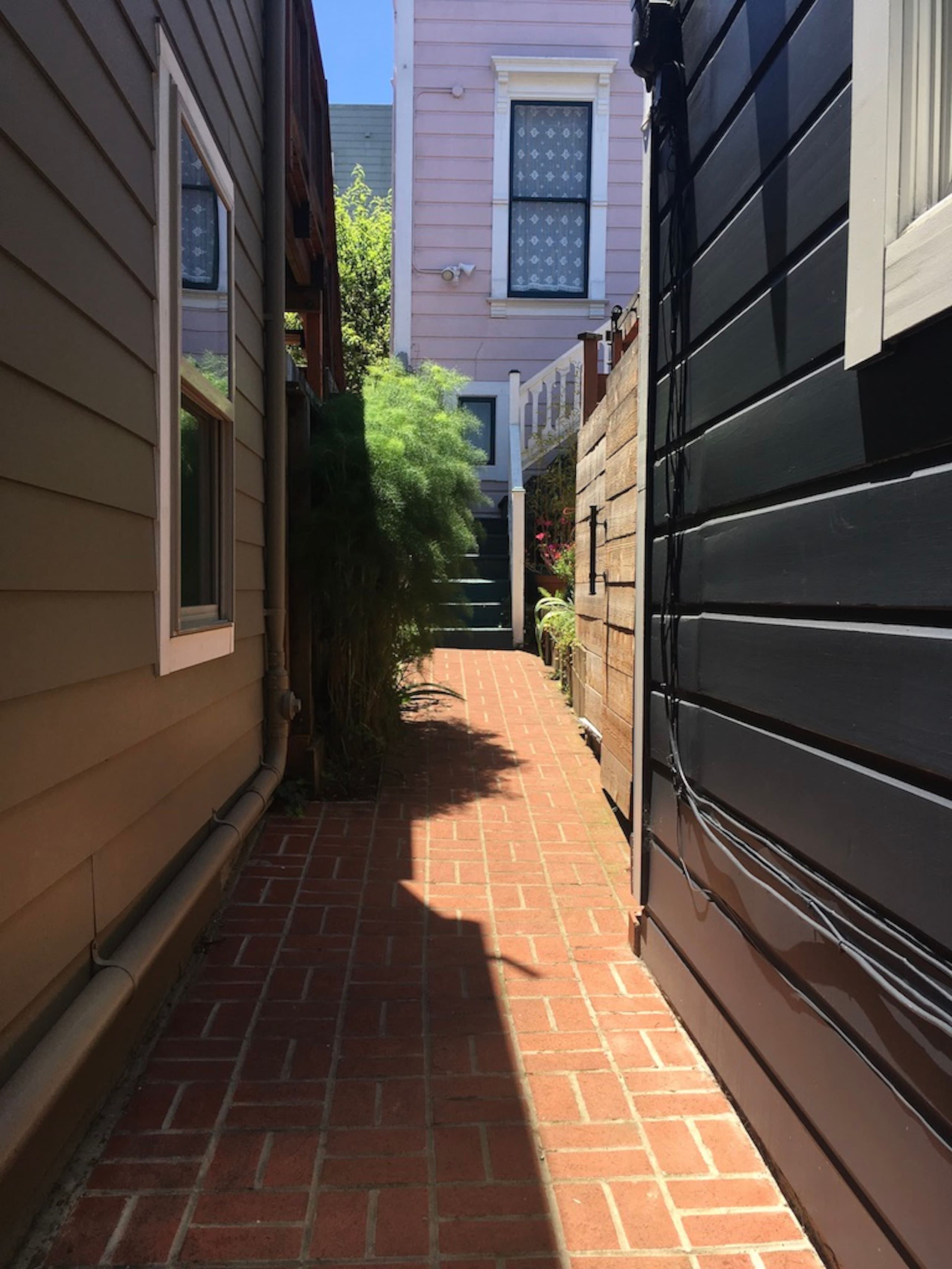 Home in San Francisco · ★5.0 · 1 bedroom · 1 bed · 1 bath - Image 6