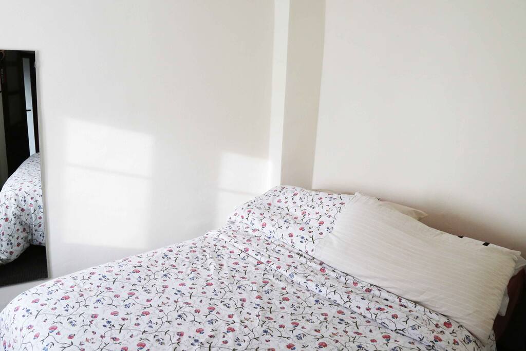 bedroom, one place and half bed ( it's fine for two small people :)