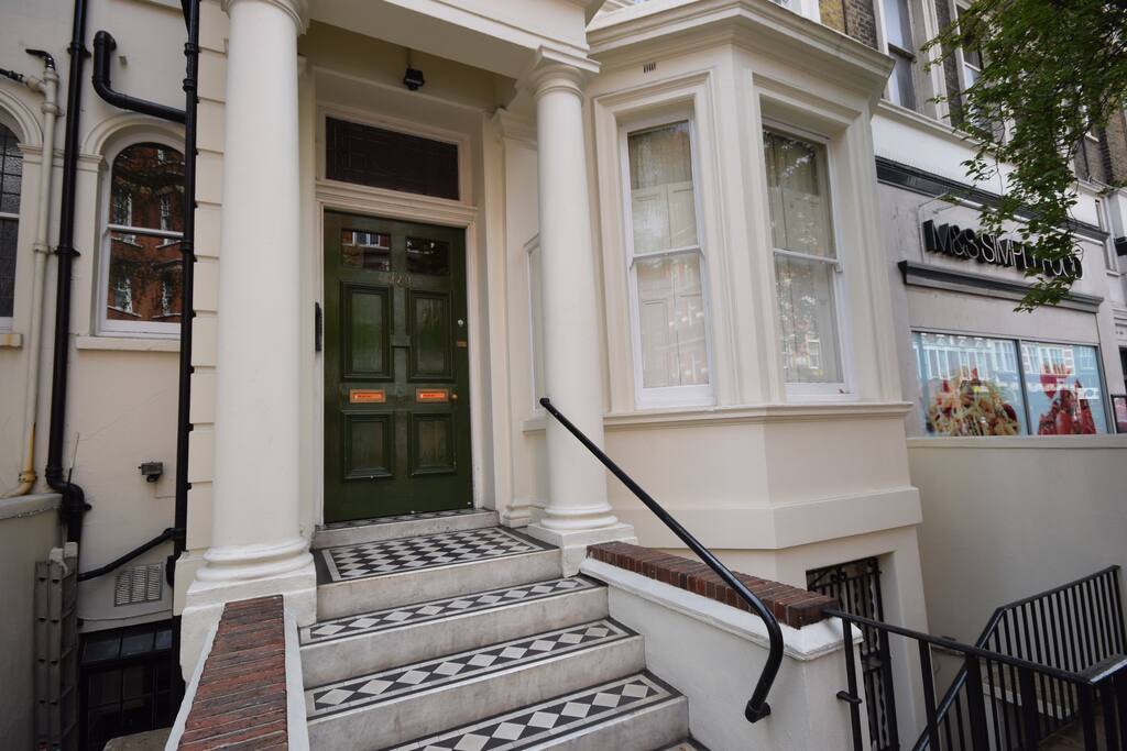 period building