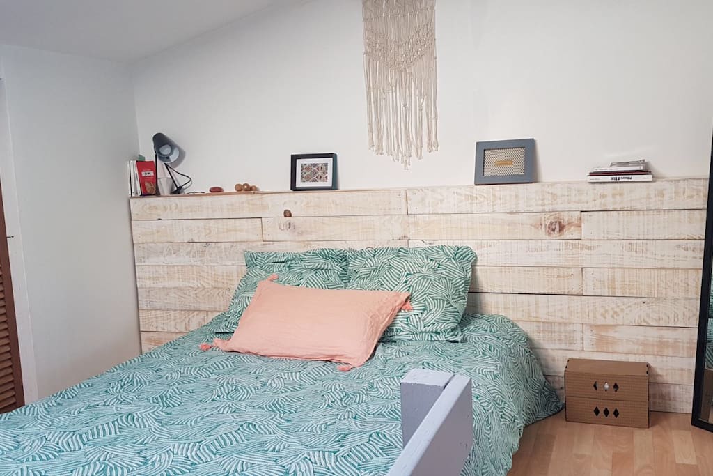 La chambre en mezzanine