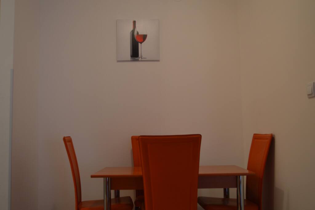 Dinning table