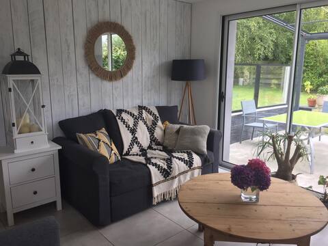 Two private rooms in a quiet area